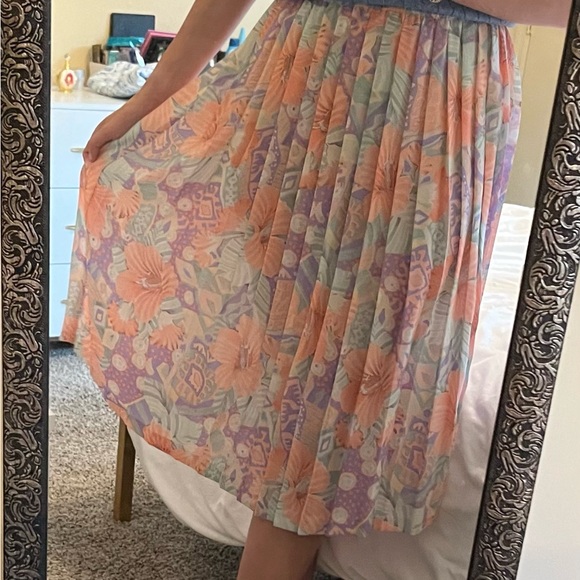 Alfred Dunner Dresses & Skirts - Vintage Pastel Alfred Dunner Petite Pleated Midi-Length Skirt